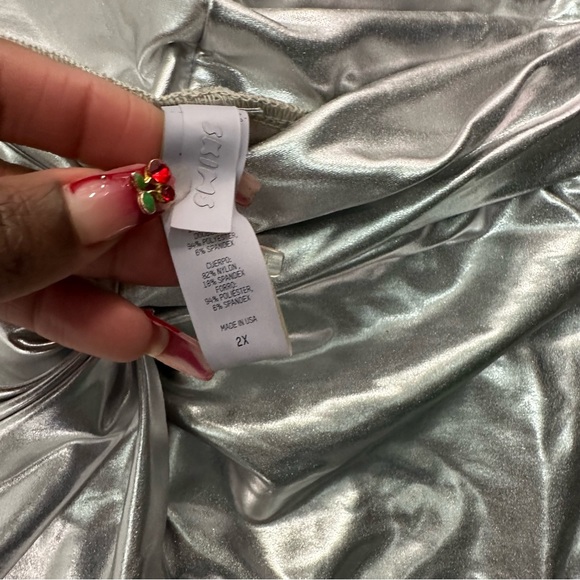 SKIMS Metallic Sarong - Picture 4 of 6